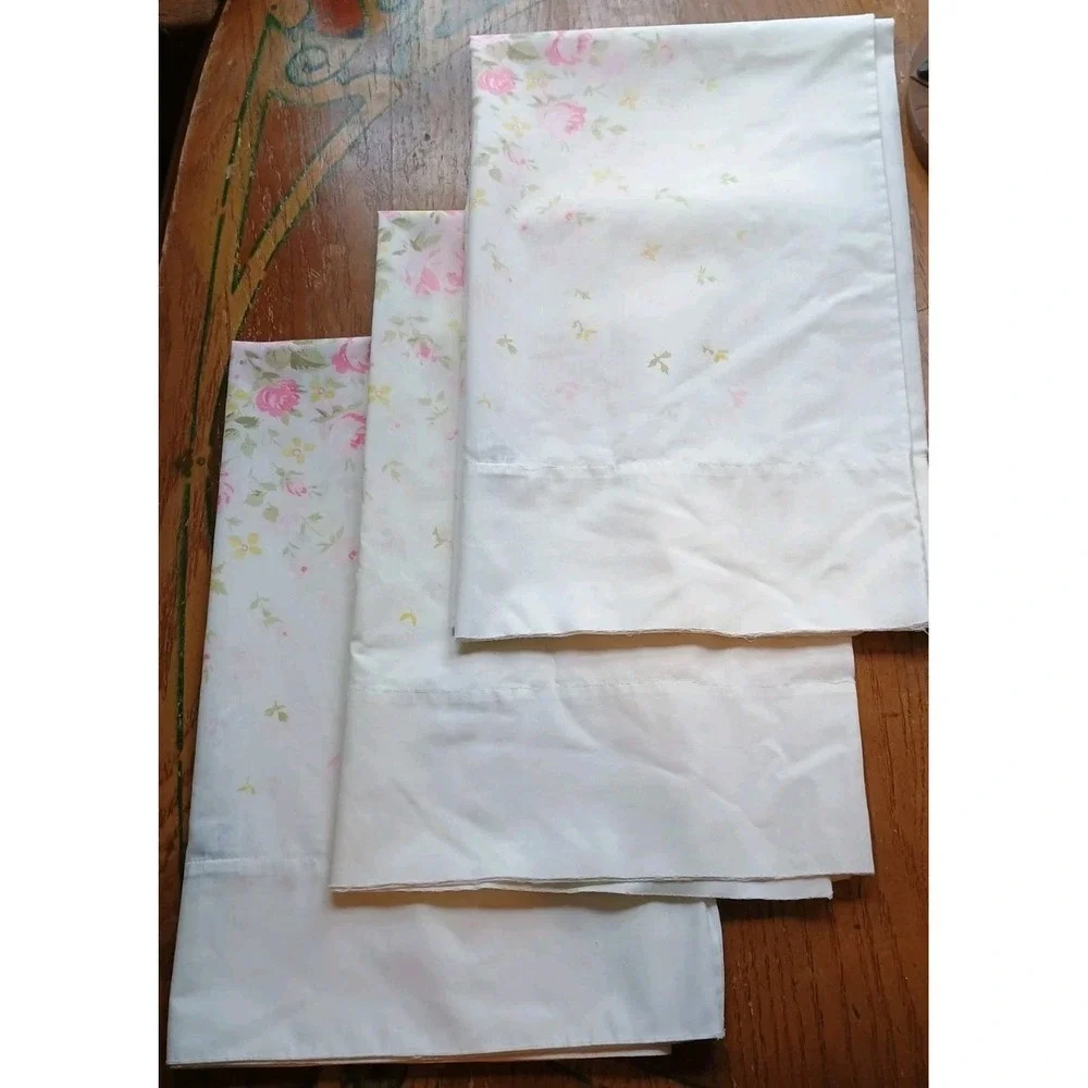 Vtg‎ Fieldcrest Perfection 3 Standard Pillowcases Pink Roses Cottagecore